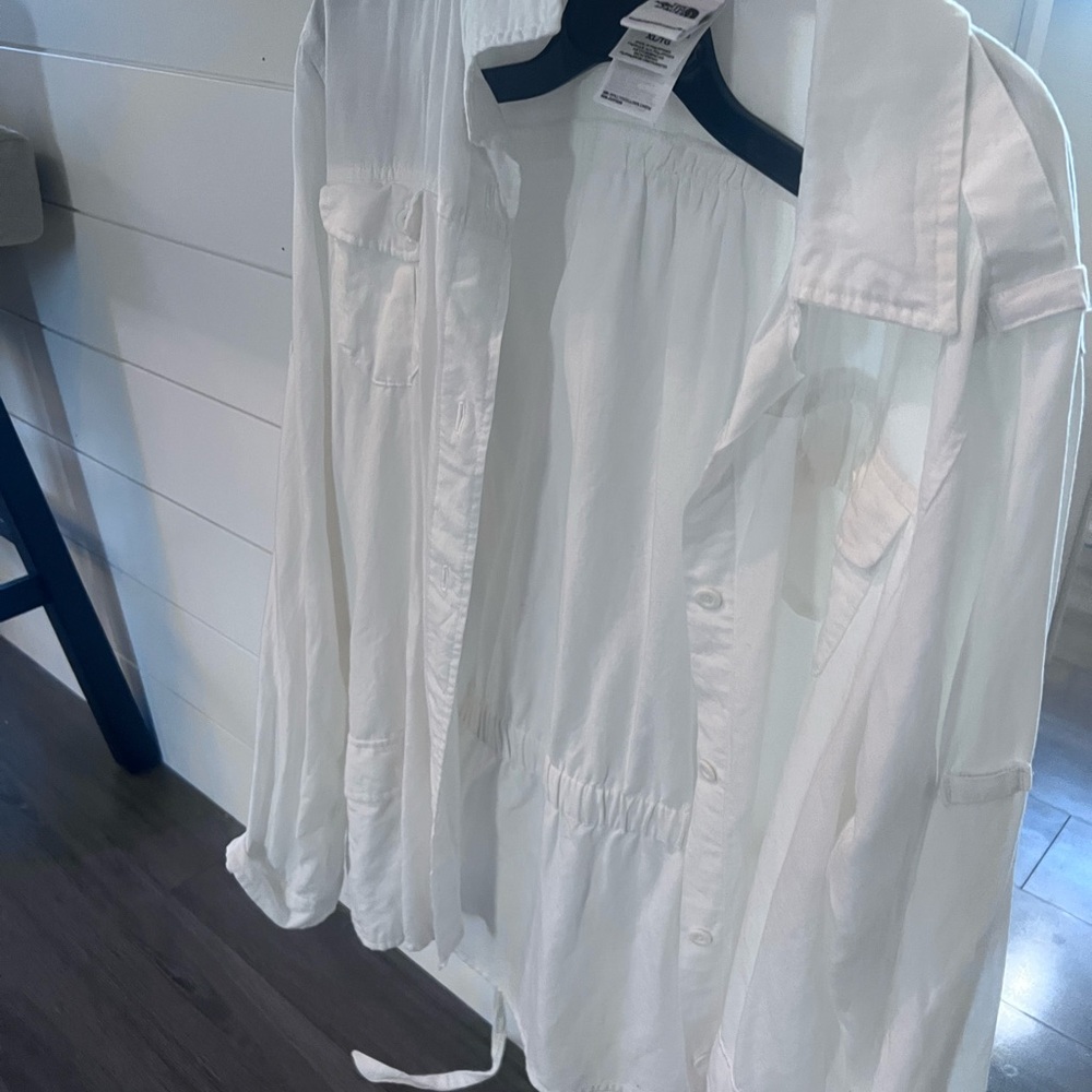 Northface women’s button up